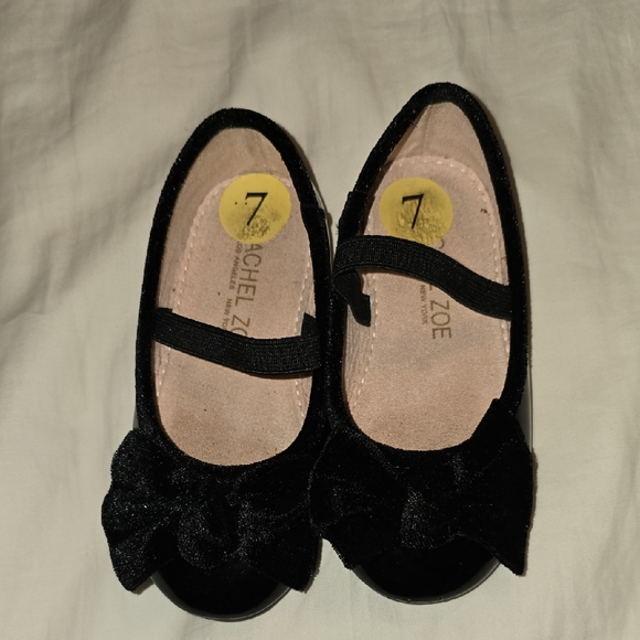 Rachel Zoe Kids Black Dress Shoes with Bow - Picture 1 of 3